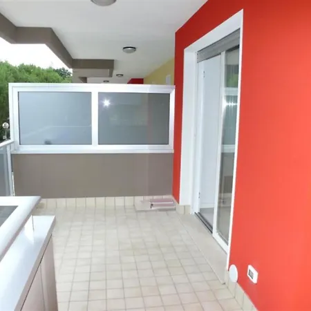 Stylish And Equipped Retreat For Four